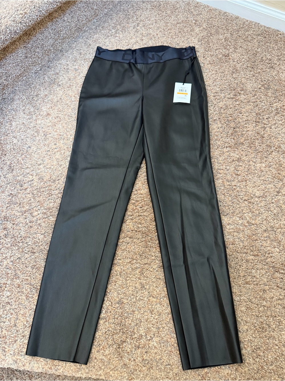 NWT - DKNY Women's Small Black Faux
Leather Stretch Waist Logo Pants